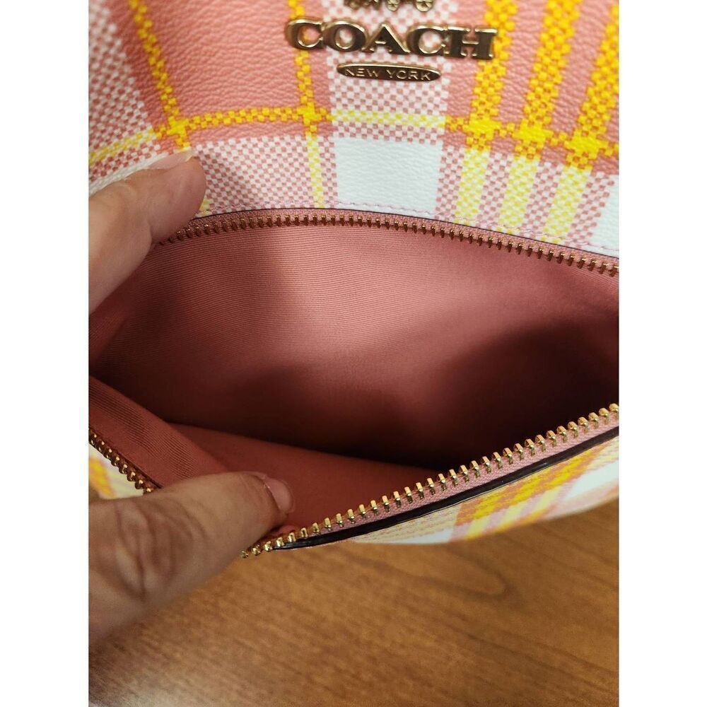 NWOT Coach Gallery Tote Bag With Garden Plaid Print (PF) - Picture 11 of 14